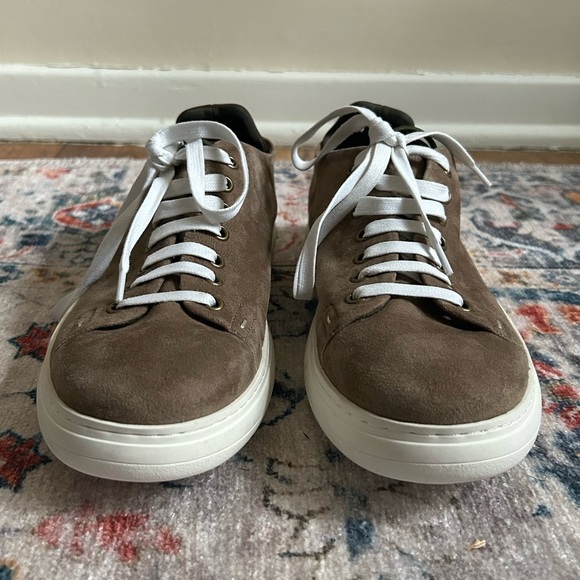 Donald Pliner Pierce Suede Sneaker Shoe in Tan Size 10 - Picture 3 of 9